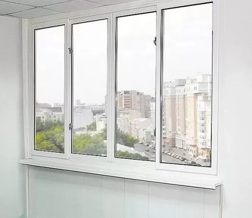 Пластиковые раздвижные окна на балкон и отделка внутри в Зеленограде