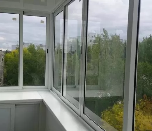 Холодные алюминиевые окна с раздвижным открыванием на лоджию в Зеленограде