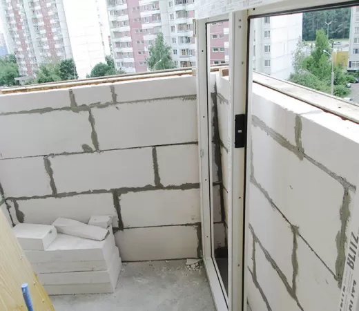 Кладка пеноблоков на балконе 5 кв. м. в Зеленограде