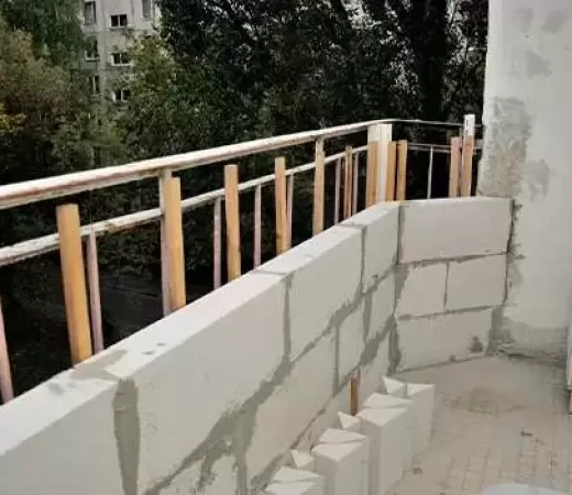 Кладка пеноблоков на балконе 5 кв. м. в Зеленограде