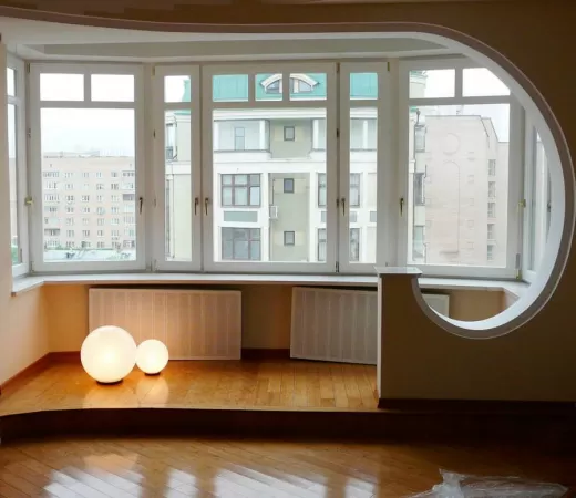 Объединение комнаты с балконом и отделка пространства в Зеленограде